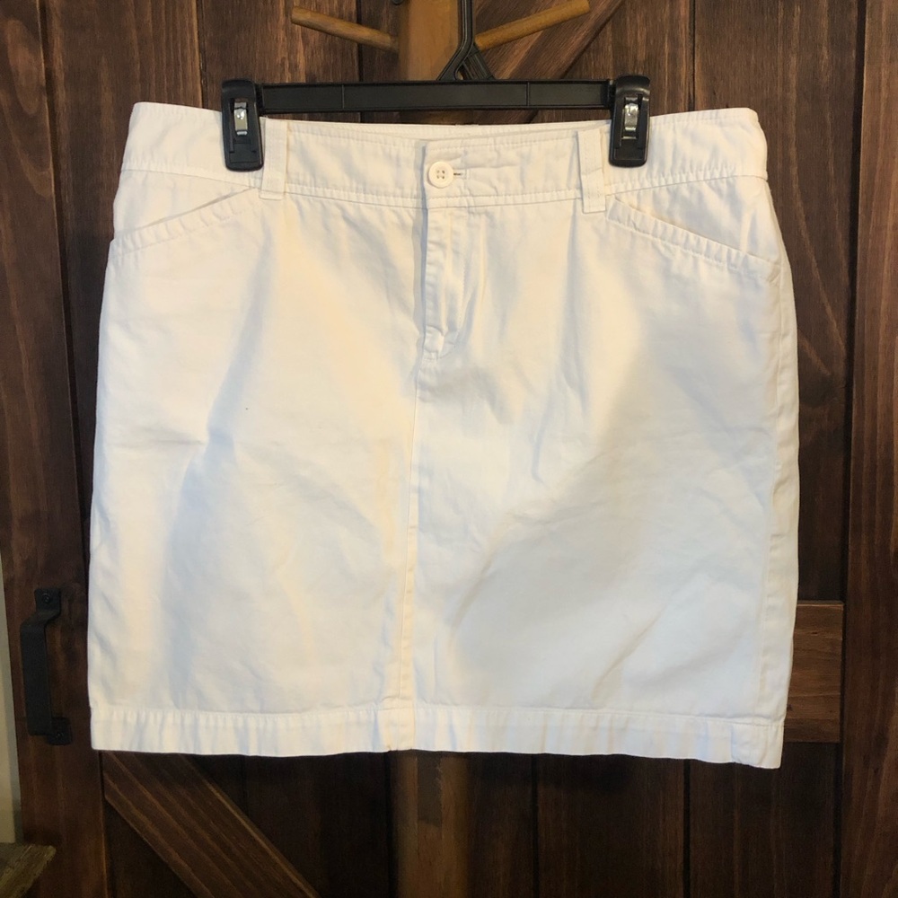 Lilly Pulitzer White Cotton Mini Skirt with Front Seam